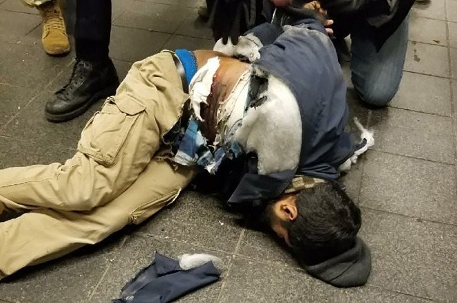 detonated home-made pipe bomb in times square