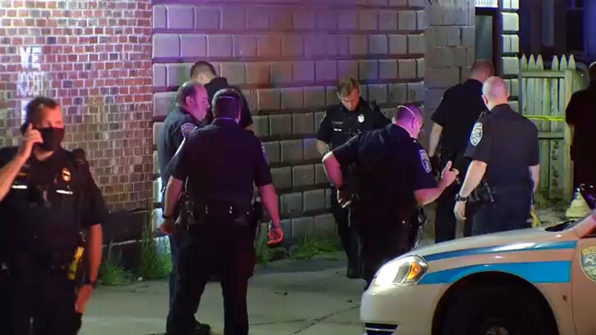 Rochester Police responded to Genesee Street around 11:20 last night for a male who was assaulted. Police say Several suspects robbed and assaulted the 19-year-old. He was transported to the hospital for non life threatening injuries to his upper body. 