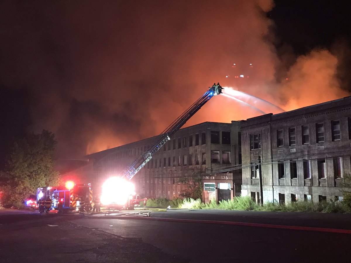 Here's some more pics from the Charlestown Mall Fire on the City of Utica/Town of Frankfort Line. 