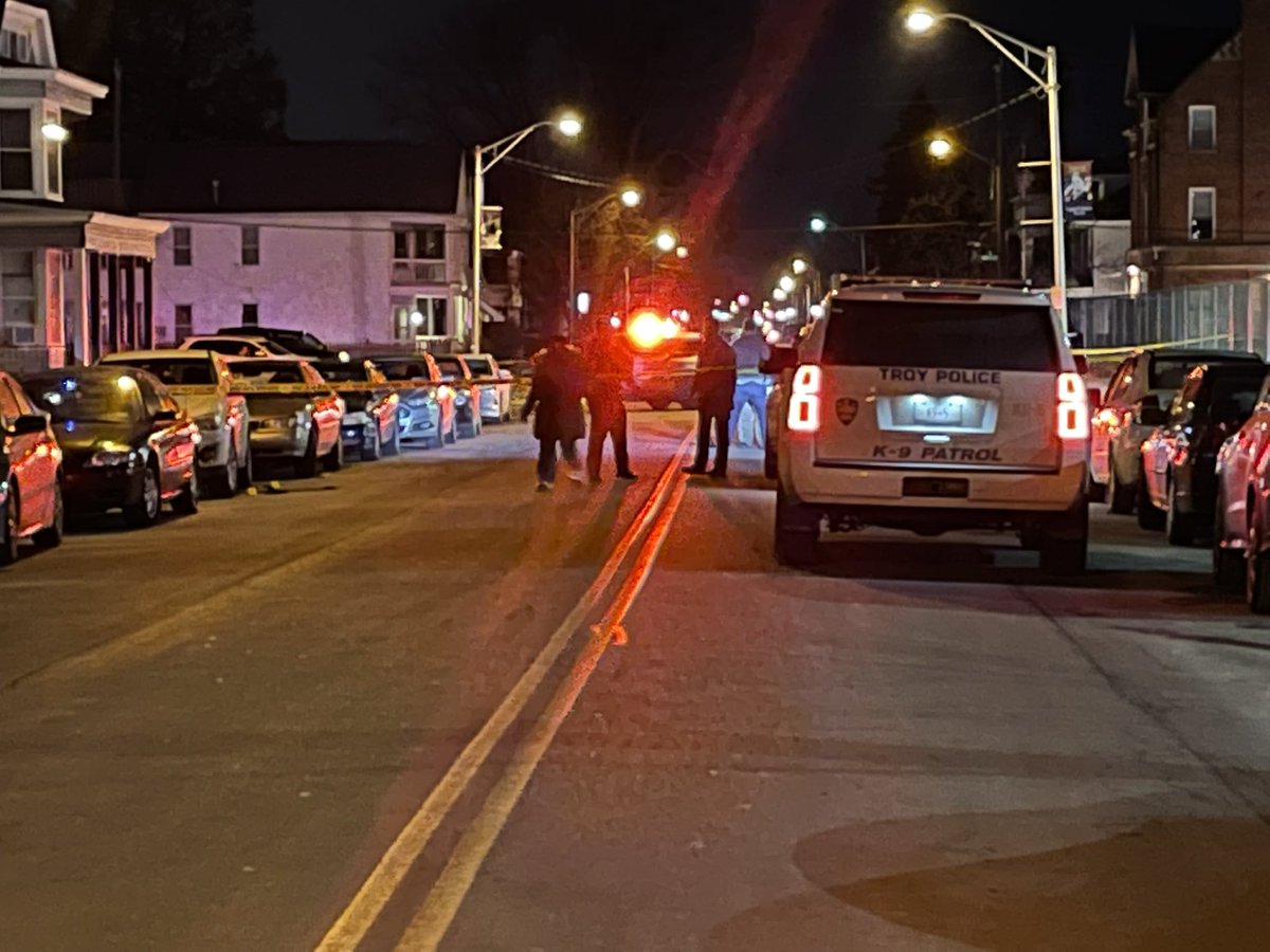 very active crime scene. @TroyNYPolice have brought in their mobile command center. Officers have been on scene going on nearly four hours now. 