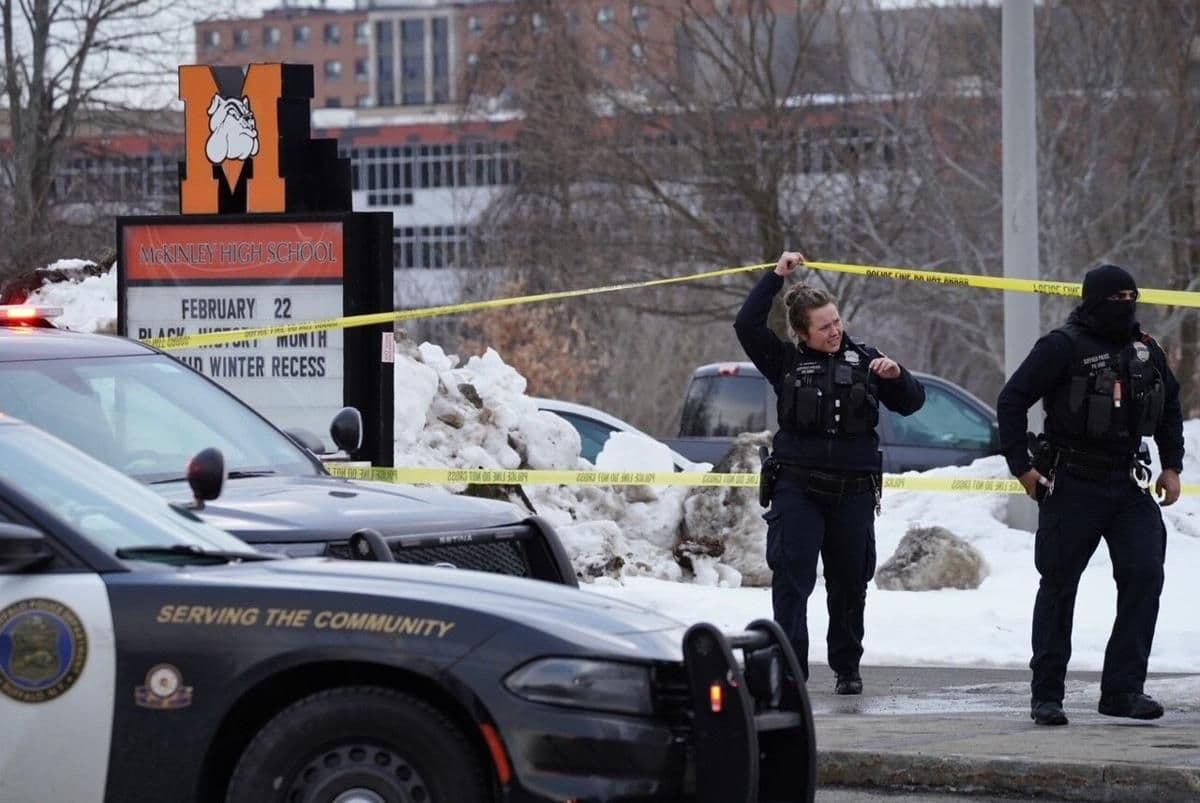 Two people injured in school shooting in New York State  About an hour ago, a gunman attacked the McKinley School in Buffalo, New York. At least two people died, one of them a student. The building is locked