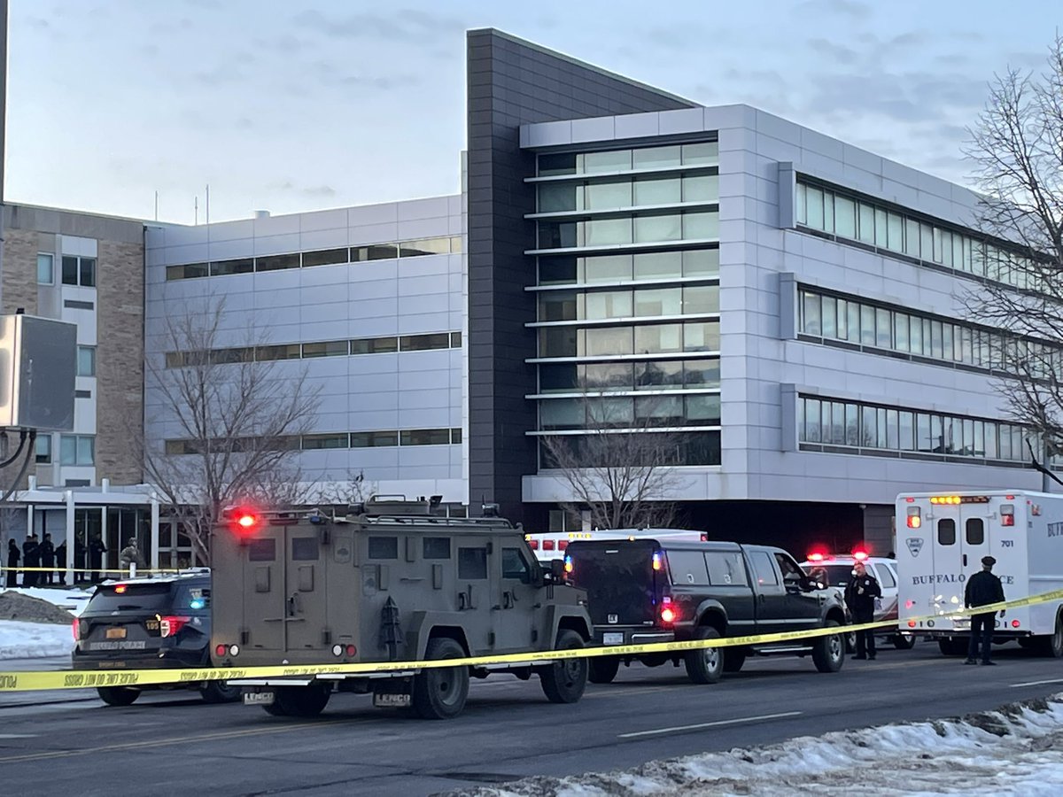 Scene of the @Buffalo_Schools incident at McKinley yesterday and seeing the law enforcement response