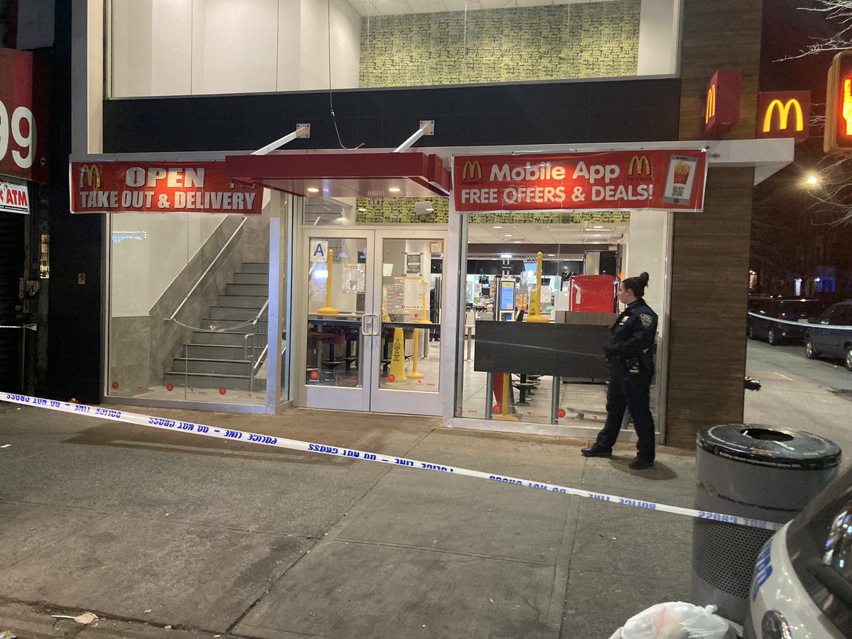 @McDonalds employee working overnight shift in EastHarlem is in critical condition after being stabbed multiple times by a customer. Happened right around the corner from where teenager working at @BurgerKing