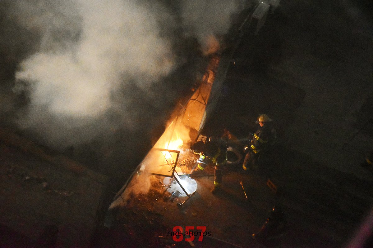 Firefighters in Brooklyn battled heavy fire in the rear of a 1 story taxpayer on Church Ave last night. The stubborn 5-Alarm blaze was deep seated in the building, and companies had difficulties accessing it due to a concrete roof