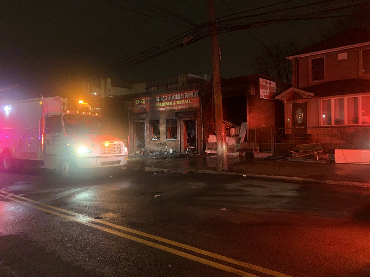 Fire gutted part of 101 Plumbing and Electrical Supplies last night, the 5-alarm fire brought more than 200 personnel to the scene. The owner so thankful to @FDNY it didn't spread to the rest of his business and says he plans to get right back to work