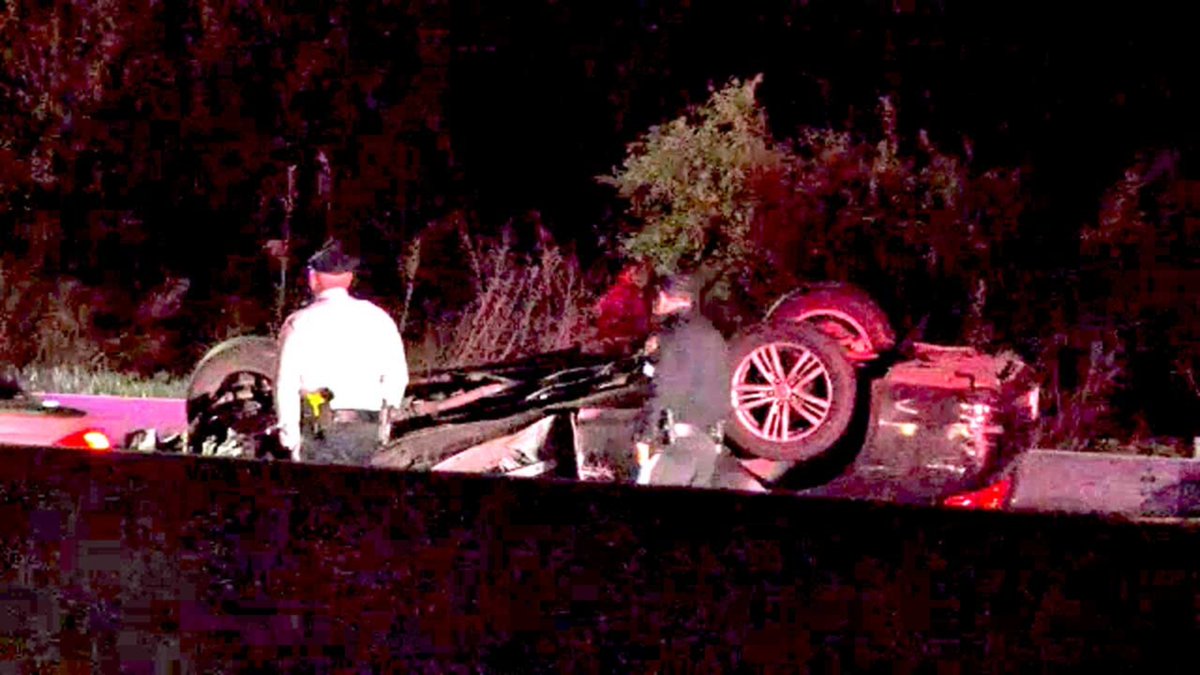 1 dead, 3 injured when car slams into NYC DEP truck on Belt Parkway