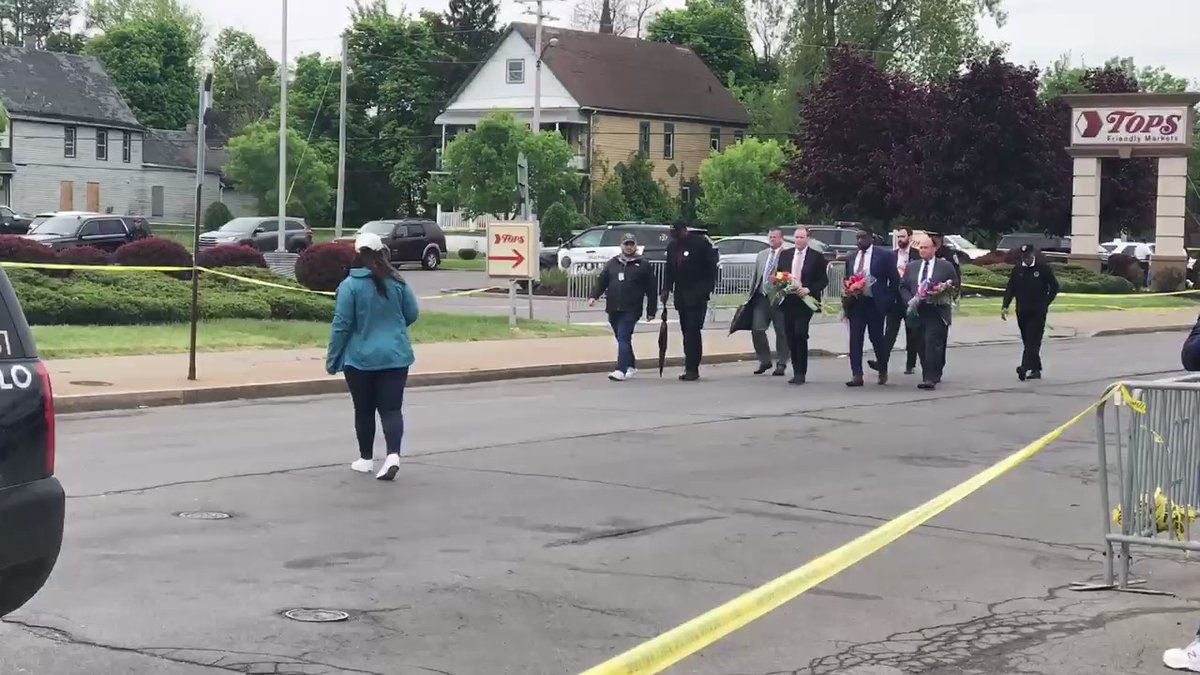 Buffalo Leaders paying respects at one of the several growing vigils in front of Tops on Jefferson Ave