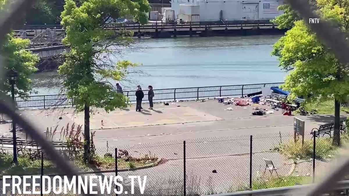 NYPD Detectives this morning are on still scene gathering evidence of the deadly Harlem shooting that occurred overnight. Nine people were shot, 7 men & 2 females, ages ranging from 21 to 42, one person was fatally wounded 