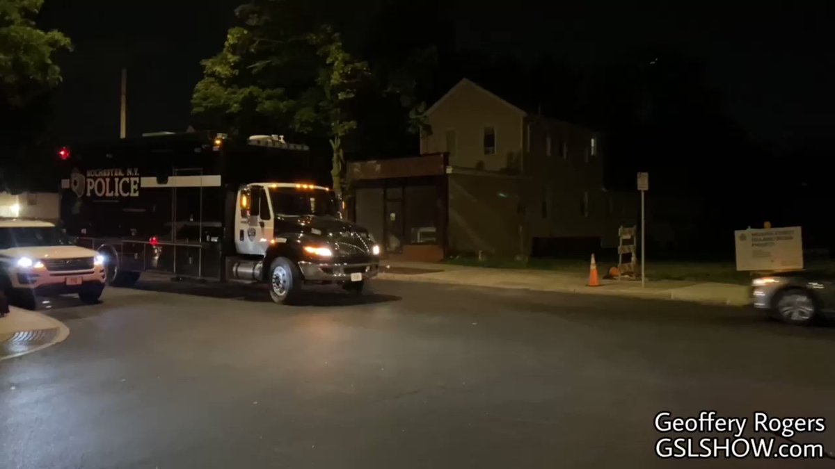 Rochester police command van and technicians arriving on scene of the homicide on Weaver Street