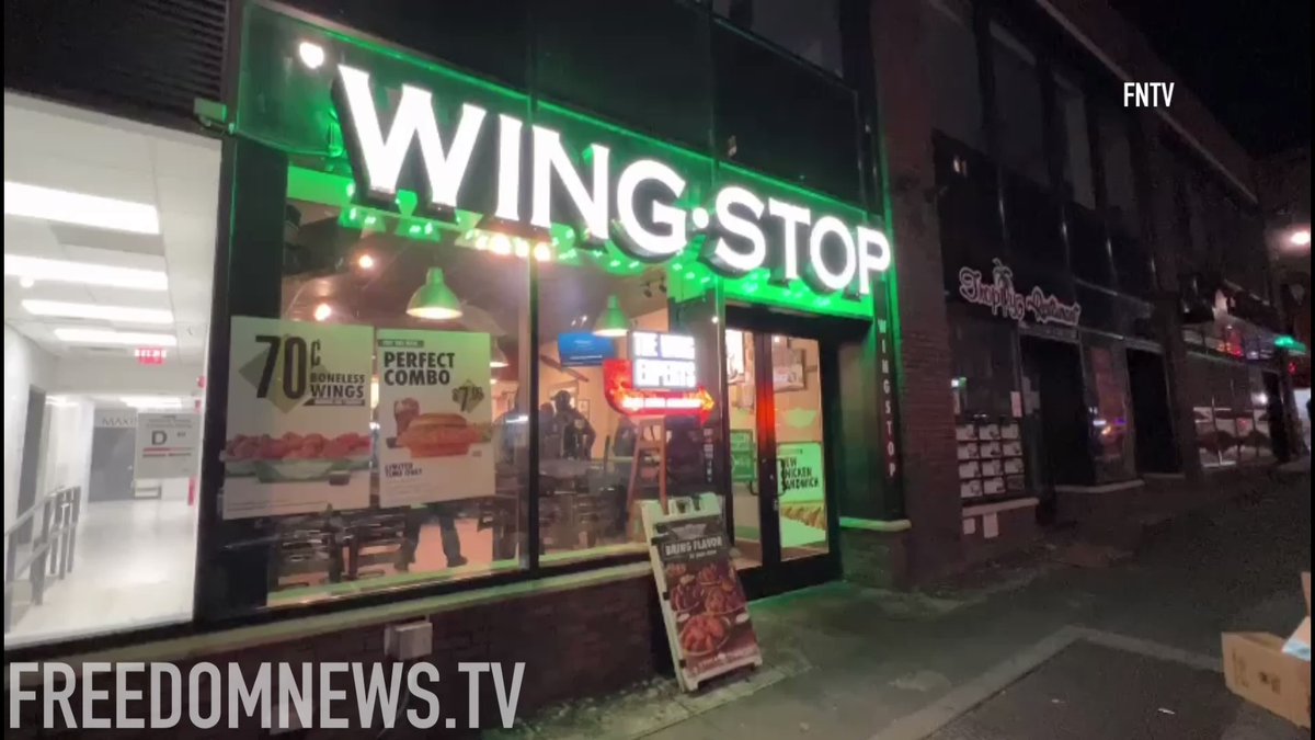 Suspects fled following the robbery of Bronx @wingstop location at 346 E 149th Street in the Mott Haven section of the Bronx. No injuries reported and NYPD is on scene investigating the alleged crime.