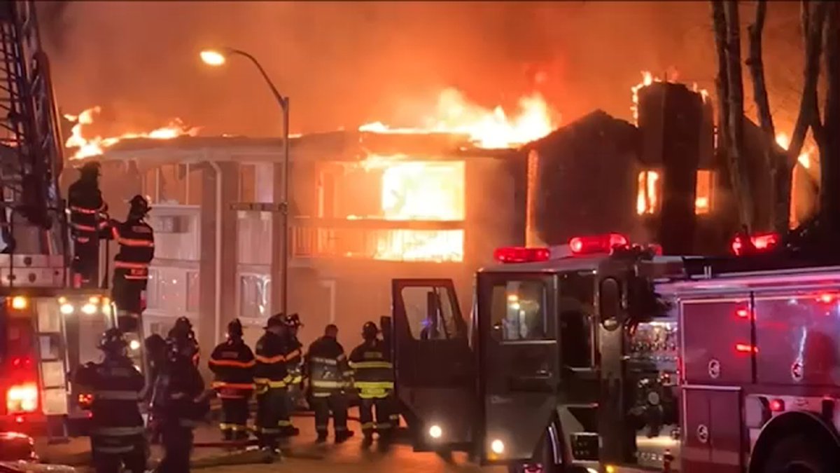16 homes destroyed in massive condominium building fire in Westchester County