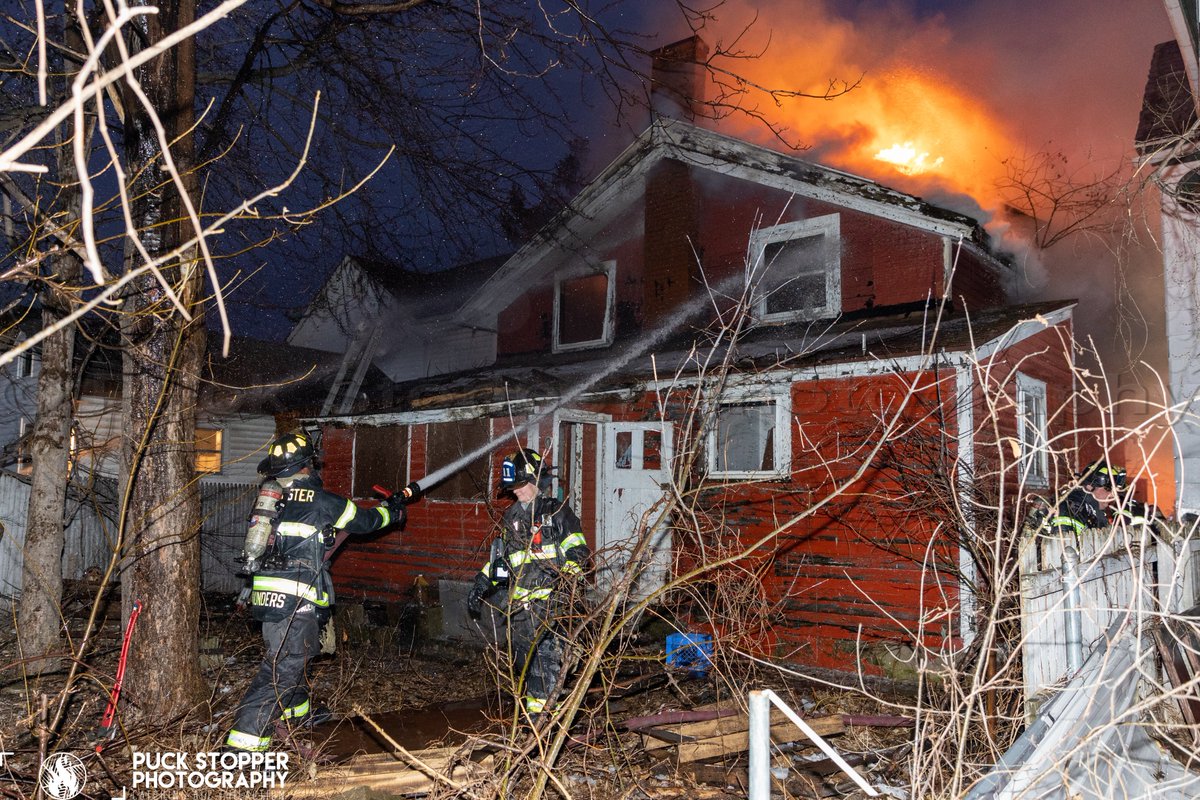 This evening Rochester firefighters worked a second alarm house fire on Verona Street. Units arrived to find heavy smoke and fire showing from a vacant dwelling. High winds rapidly spread the flames forcing crews to go defensive.  