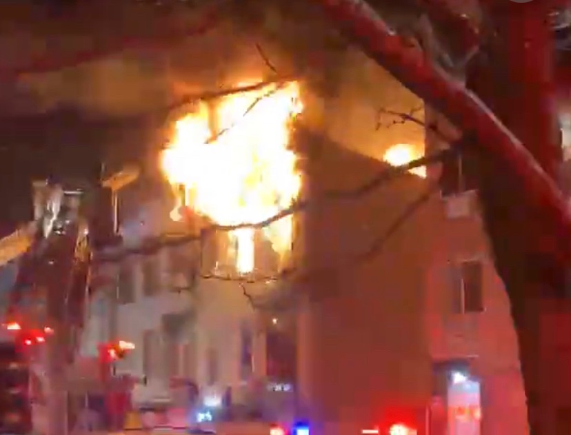 3rd alarm currently in Brooklyn NYC box 774 14 Goodwin place. Hvy  fire  3 fls 3 sty omd w ext to exp 2. 1 10-45 cpr in prog dwh