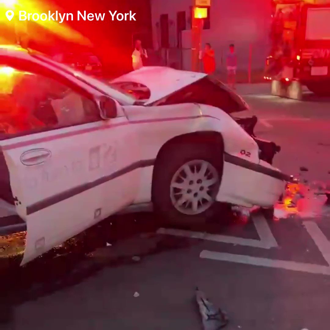 A Mass Casualty Incident has been declared after multiple cars crashed and a T-boned MTA City Bus Brooklyn   New York  Currently, multiple emergency response crews are on the scene to a Mass Casualty Incident in east Brooklyn New York after three-vehicle