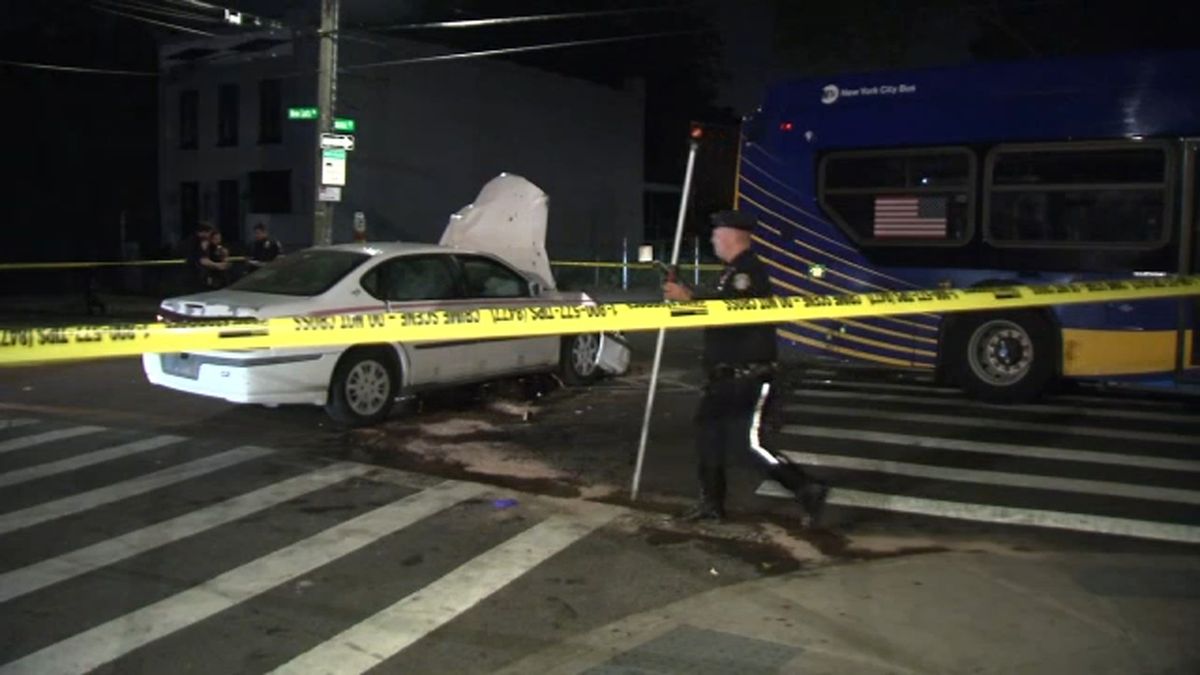 At least 14 injured in multi-vehicle crash involving MTA bus in Brooklyn