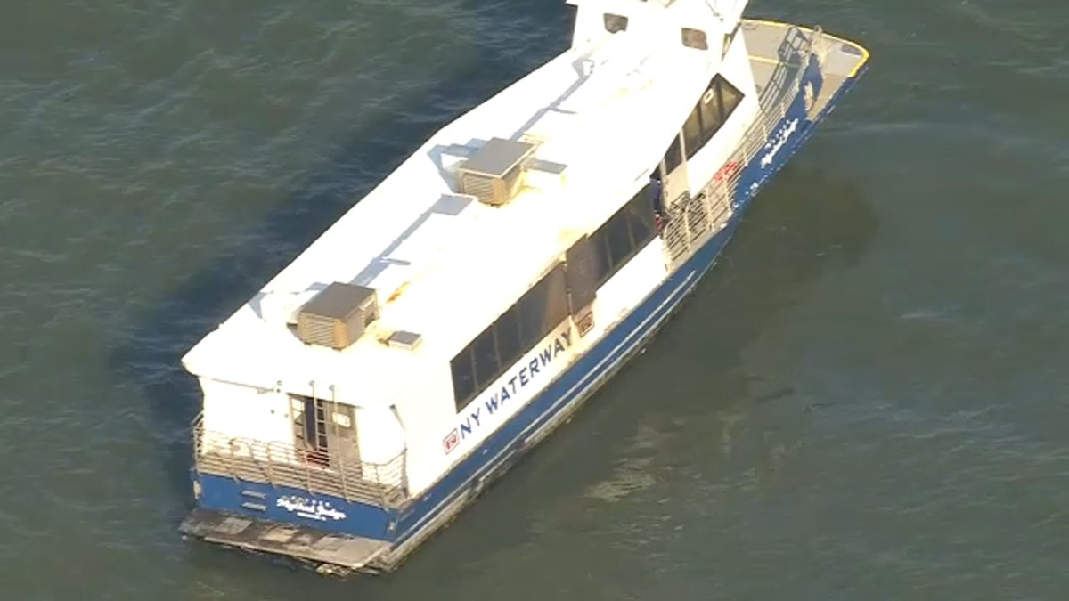 37 passengers evacuated after fire on board NY Waterway ferry; no injuries