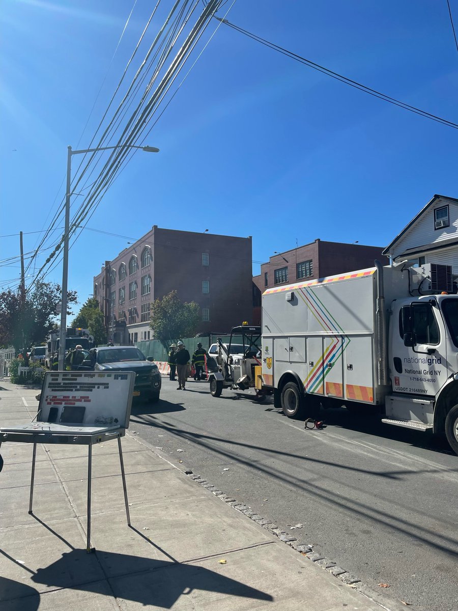 FDNY units responded to a report of a punctured gas main on Friday morning near 179th Place and Hillside Avenue in Queens. A public school in the area was evacuated. More than 100 FDNY members responded to the scene. No injuries were reported