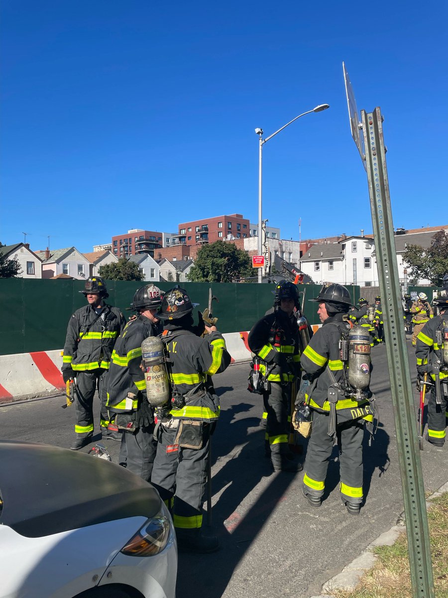 FDNY units responded to a report of a punctured gas main on Friday morning near 179th Place and Hillside Avenue in Queens. A public school in the area was evacuated. More than 100 FDNY members responded to the scene. No injuries were reported