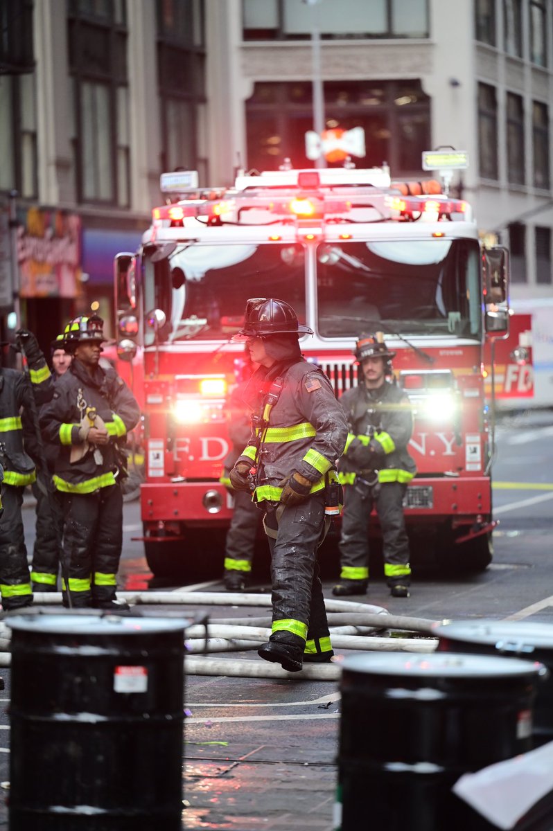 Tuesday morning, the FDNY responded to a lithium-ion battery fire at a bike store at 109 W 38 Street in Manhattan. More than 100 lithium-ion batteries were found inside. 