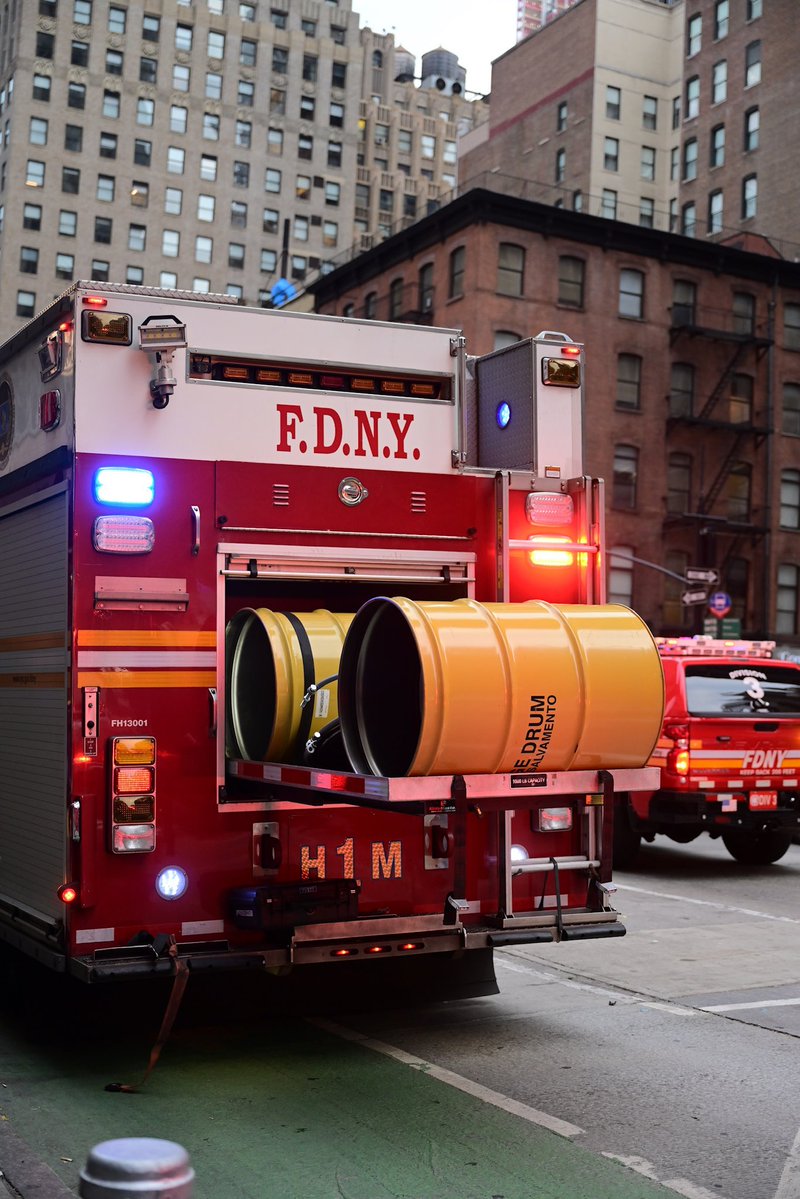 Tuesday morning, the FDNY responded to a lithium-ion battery fire at a bike store at 109 W 38 Street in Manhattan. More than 100 lithium-ion batteries were found inside. 