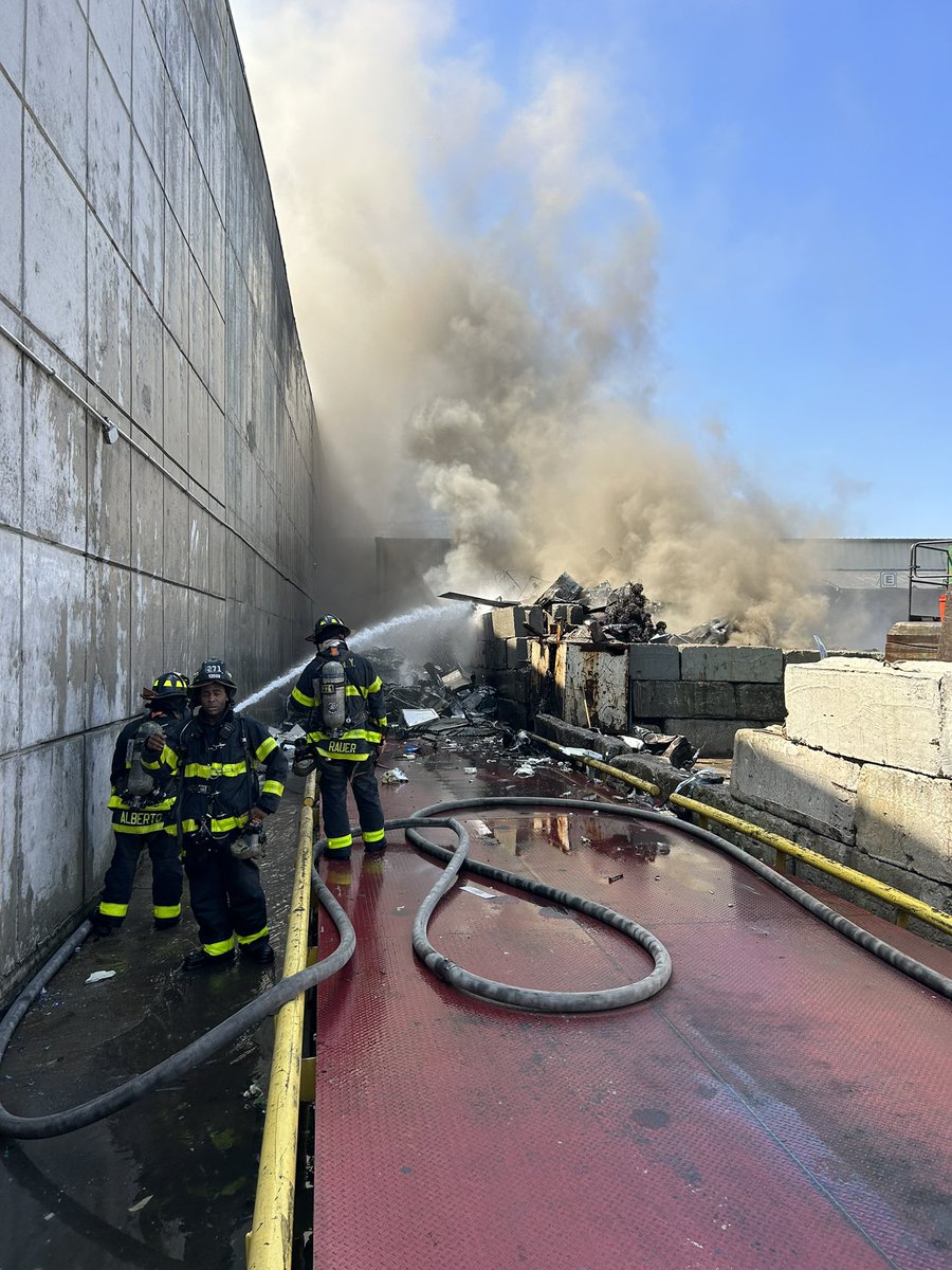 FDNY members are currently operating at a 2-alarm fire at 46-40 Metropolitan Avenue in Queens