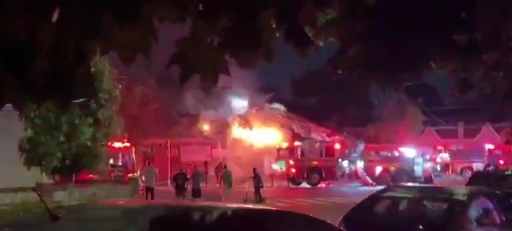 Queens *2ND ALARM* Box 4225 64-76 Dry Harbor Rd FIRE IN A DRY CLEANERS 1 STORY COMMERCIAL 20X100