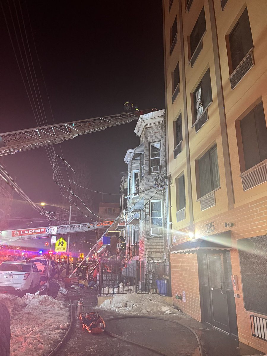 FDNY responded to a 4-alarm fire at 279 East 163rd Street in the Bronx. Two firefighters were treated for minor injuries. “Units encountered heavy fire on the second floor of 279 East 163rd Street. They arrived in under five minutes