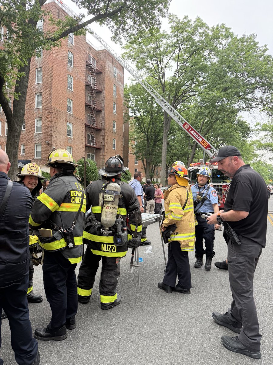 Report of a fire in a seven-story building at 27-10 Parsons Boulevard in Queens. Units arrived within three minutes, and a third alarm was eventually transmitted due to fire extending into the cockloft, which is a void space